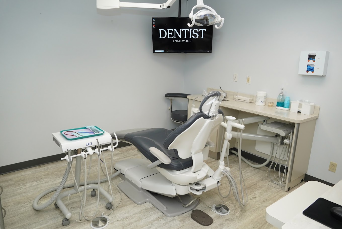 Englewood The Town Dentist